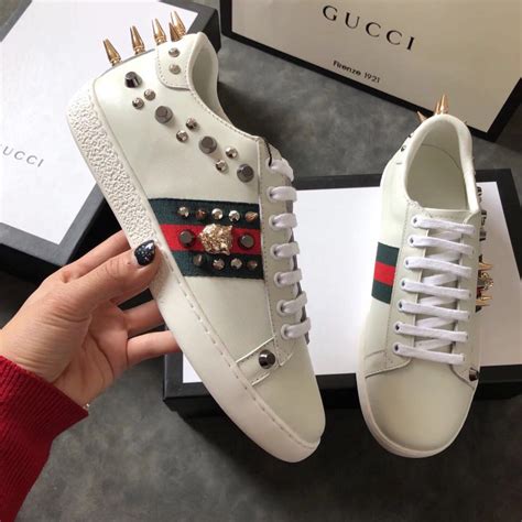 zapatos mas caros de gucci|zapatos para mujer.